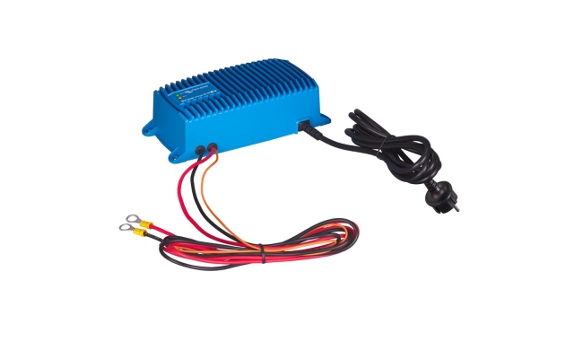 Incarcator Victron Energy BlueSmart Charger IP67 Waterproof 12V/17A (1)...