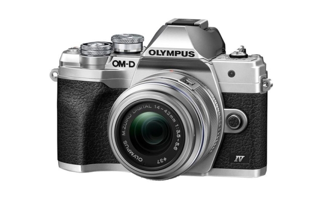 Olympus OM-D E-M10 Mark IV Kit cu Obiectiv 14-42mm Silver